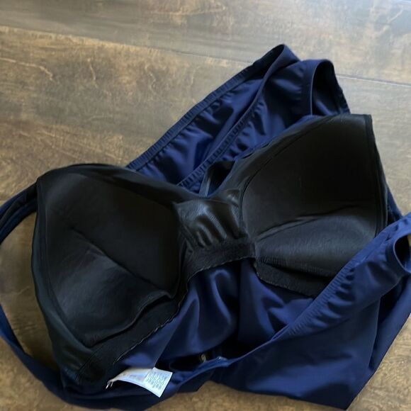 Lands End Long Slender Tummy Control Chlorine Resistant V-neck Wrap Swimsuit - Picture 10 of 13